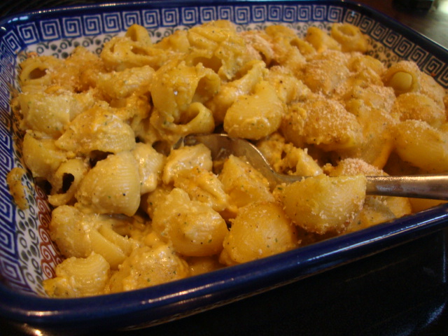 Baked Mac and Cheese -- Edge Up As Us
