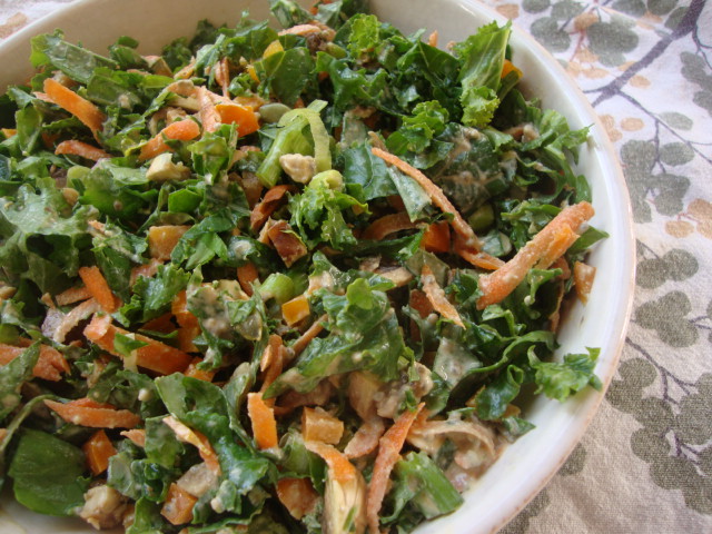 Immune-Boosting Salad with Baked Tempeh -- Edge Up As Us
